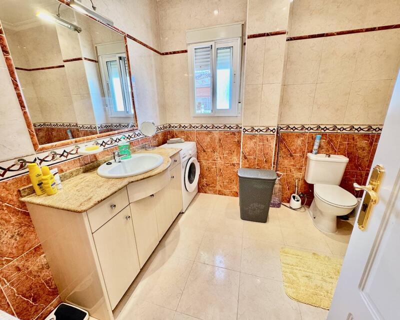 4 Cuarto Villa en venta