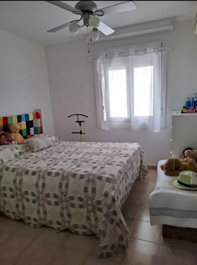 3 slaapkamer Gezinswoning Te koop