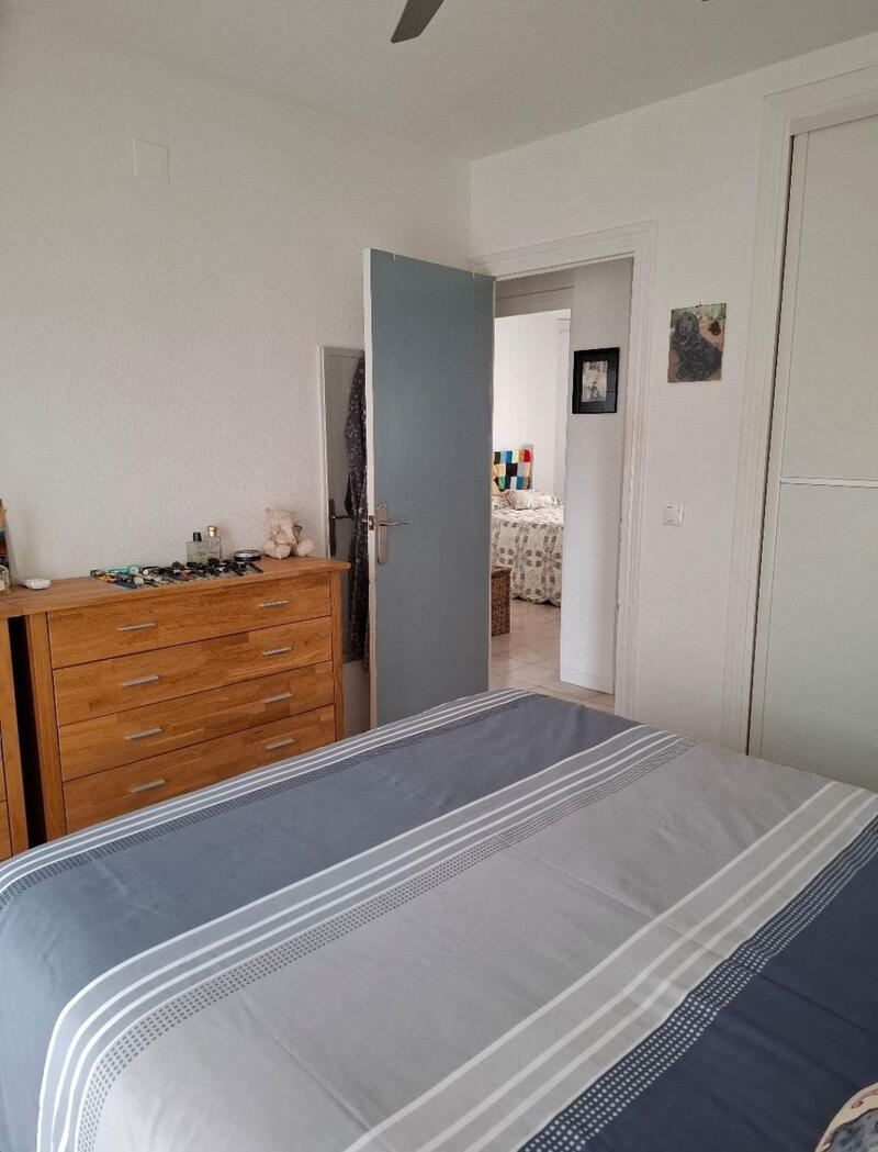3 slaapkamer Gezinswoning Te koop