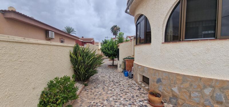 3 bedroom Villa for sale