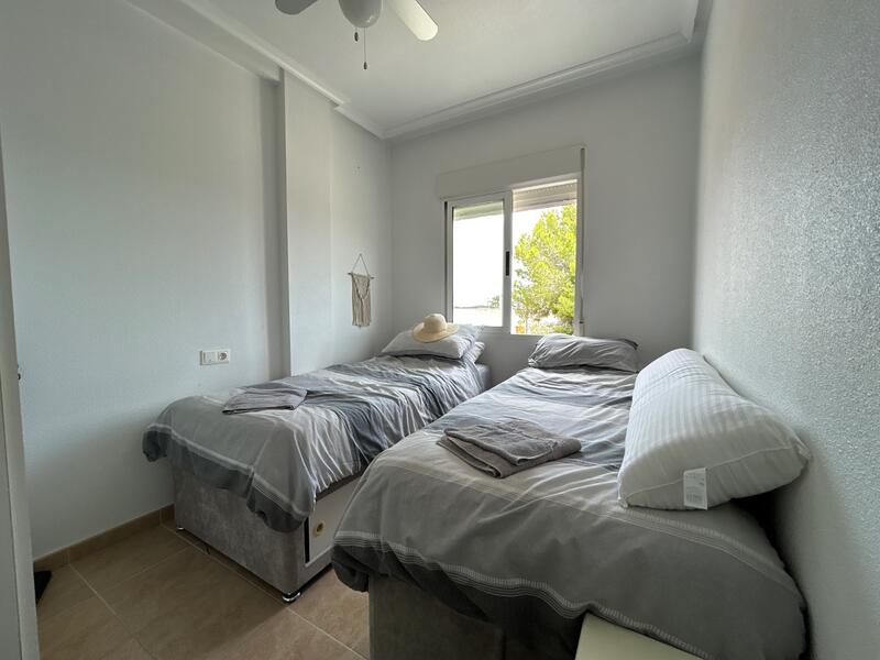 2 slaapkamer Appartement Te koop