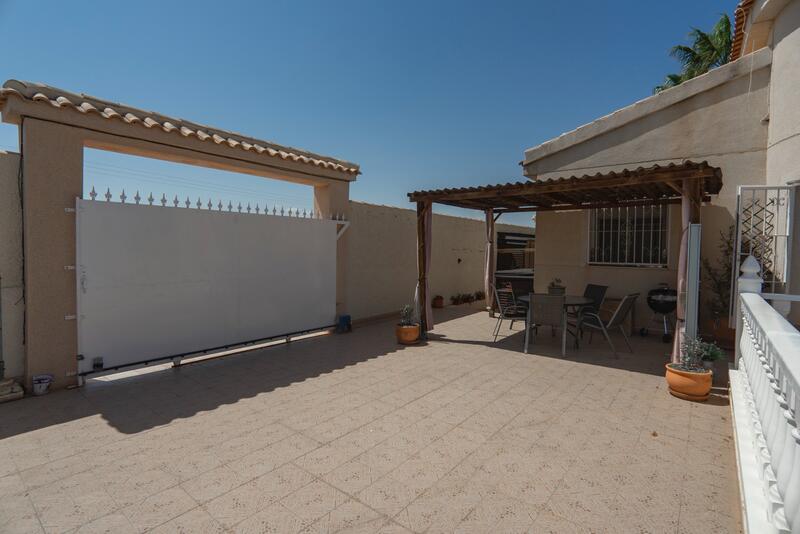 3 Cuarto Villa en venta