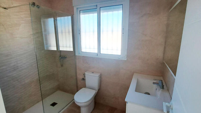 3 Schlafzimmer Landhaus zu verkaufen