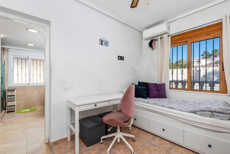 5 Cuarto Villa en venta