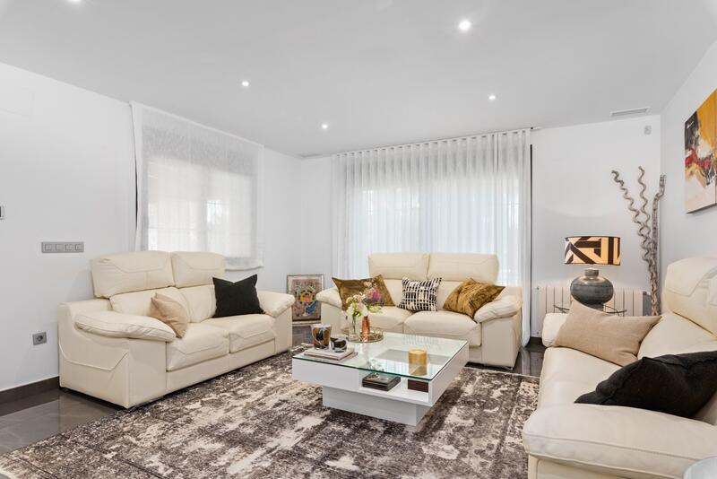 5 Cuarto Villa en venta