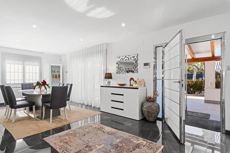 5 Cuarto Villa en venta