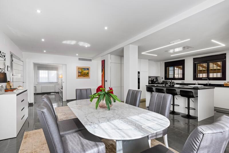 5 Cuarto Villa en venta