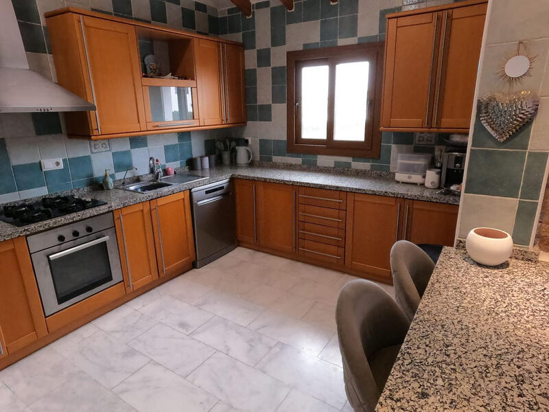 4 slaapkamer Villa Te koop