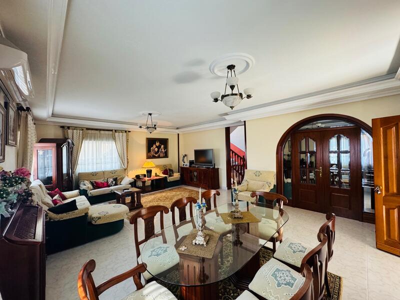 5 Schlafzimmer Villa zu verkaufen