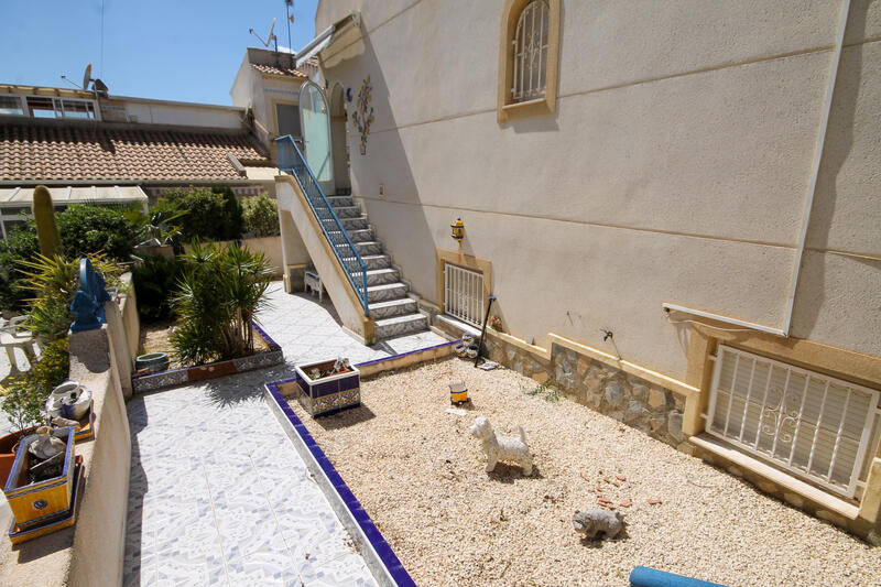 3 Cuarto Villa en venta