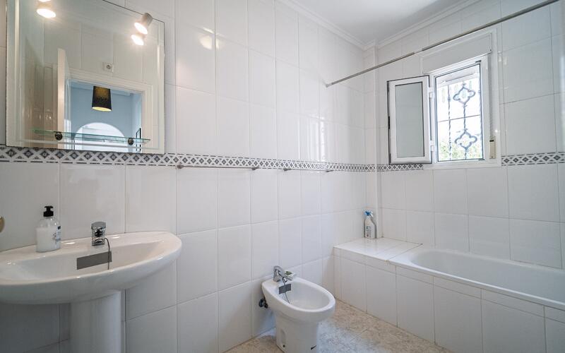 2 slaapkamer Appartement Te koop
