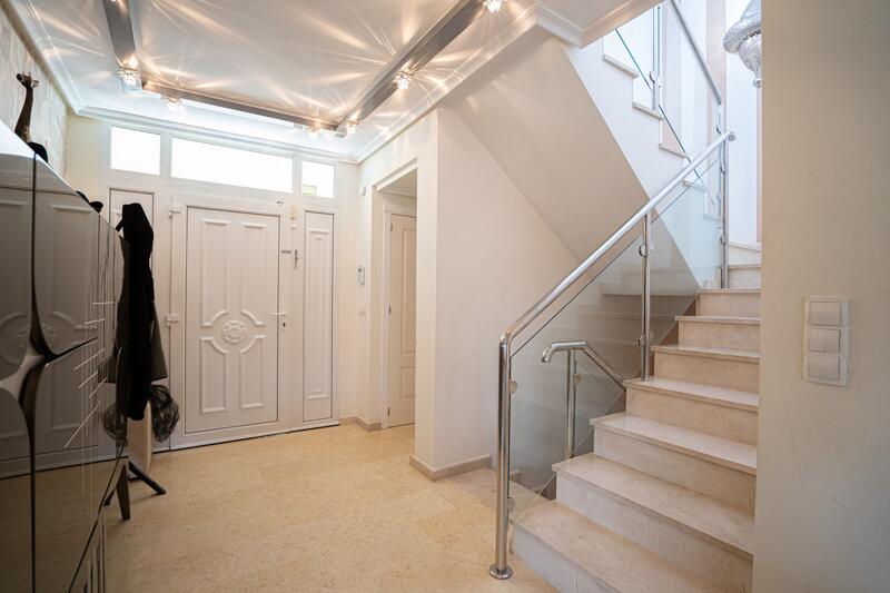 5 slaapkamer Villa Te koop