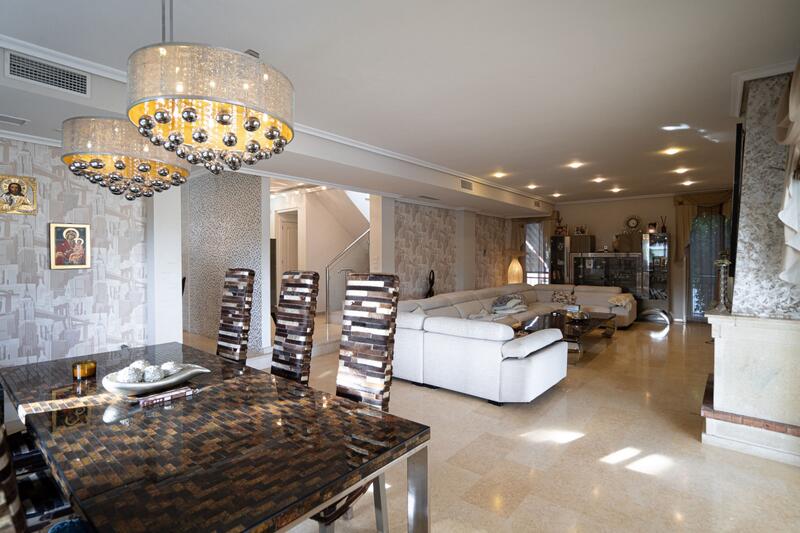 5 slaapkamer Villa Te koop