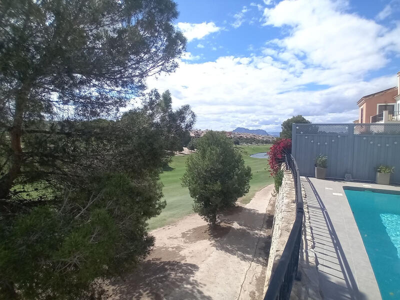 4 Cuarto Villa en venta
