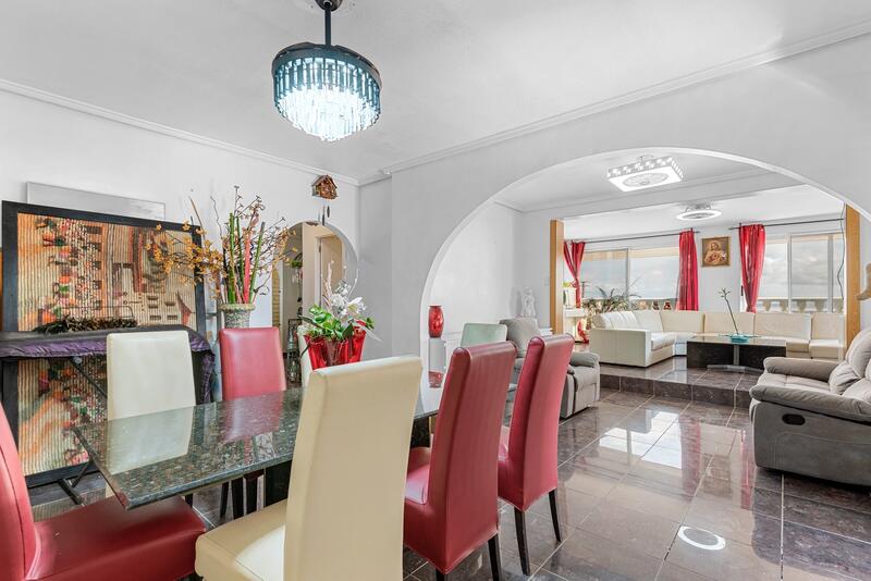4 Cuarto Villa en venta