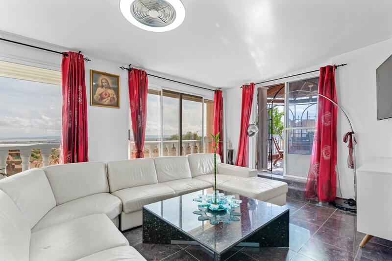 4 Cuarto Villa en venta
