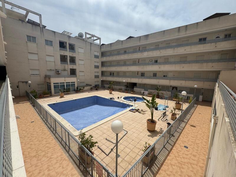 Appartement zu verkaufen in Almoradí, Alicante