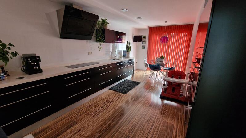 3 Cuarto Adosado en venta