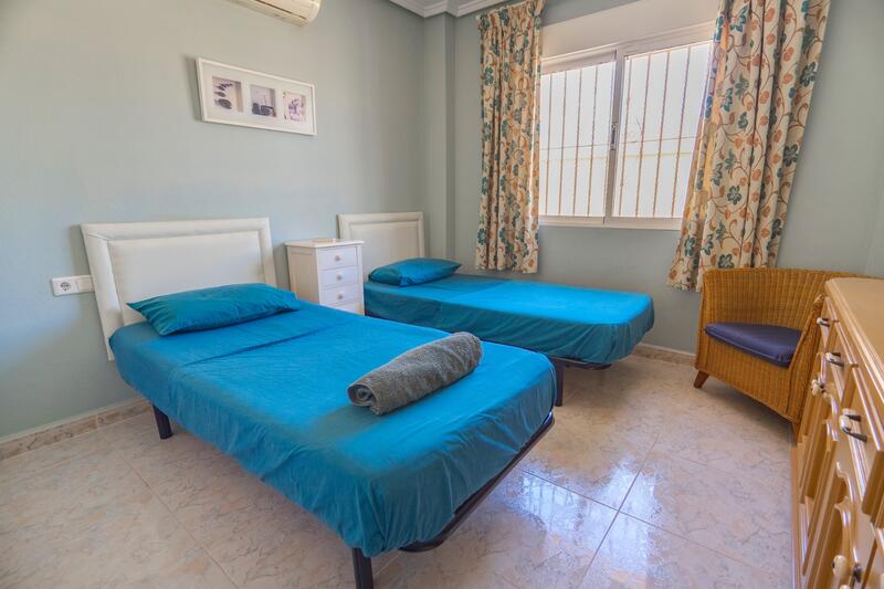 4 Cuarto Villa en venta