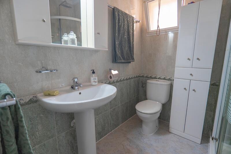 4 Cuarto Villa en venta