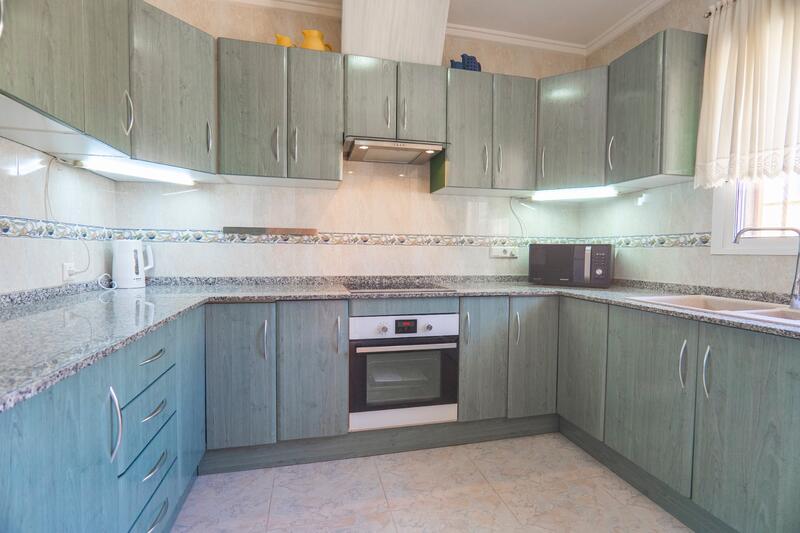 4 Cuarto Villa en venta