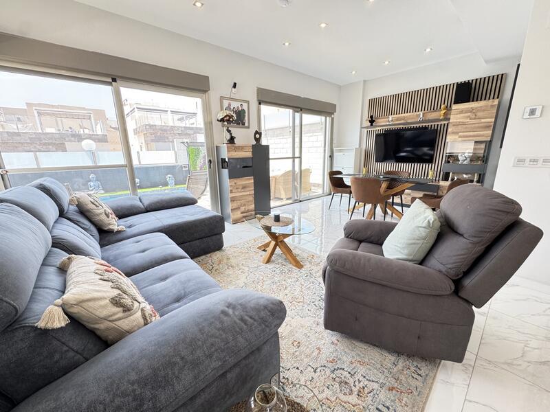 4 Schlafzimmer Villa zu verkaufen
