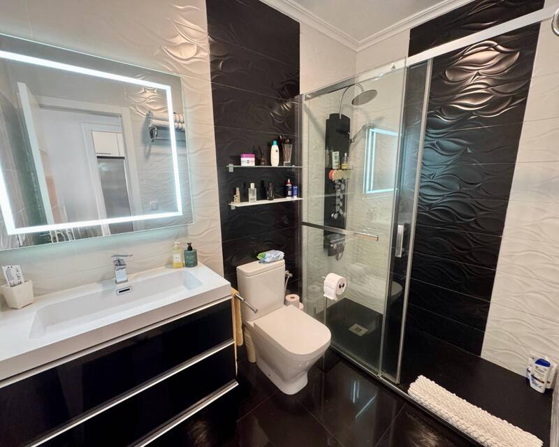 2 Schlafzimmer Appartement zu verkaufen
