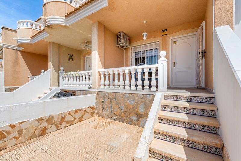2 Cuarto Adosado en venta