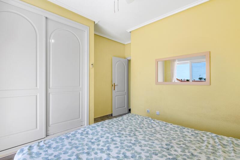 2 Cuarto Adosado en venta
