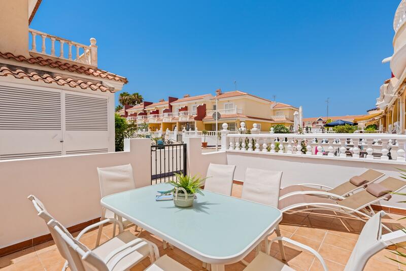 3 bedroom Townhouse for sale