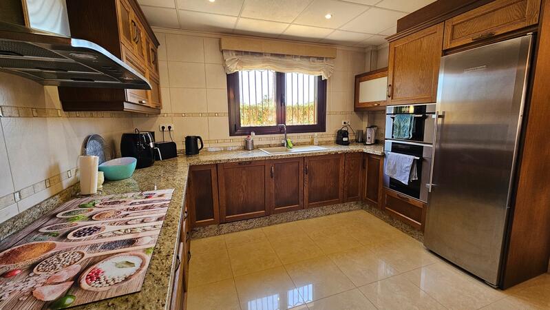4 Cuarto Villa en venta