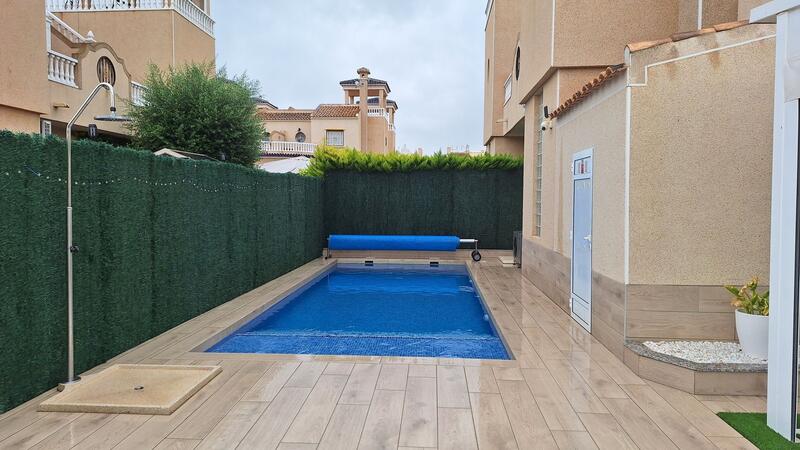 3 slaapkamer Villa Te koop