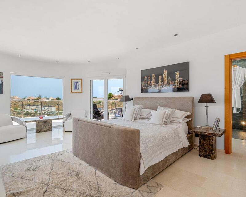 7 bedroom Villa for sale