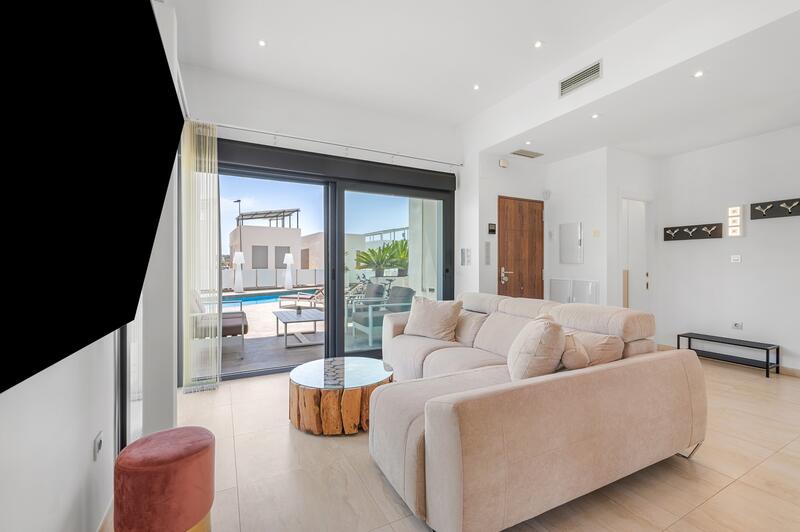 3 Cuarto Villa en venta