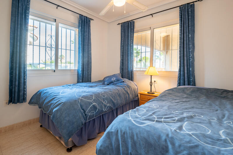4 slaapkamer Villa Te koop