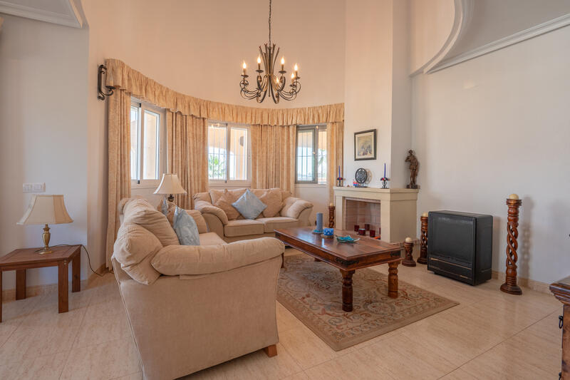 4 slaapkamer Villa Te koop