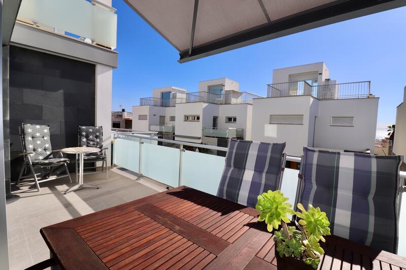 3 bedroom Townhouse for sale