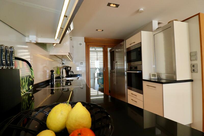 3 bedroom Townhouse for sale