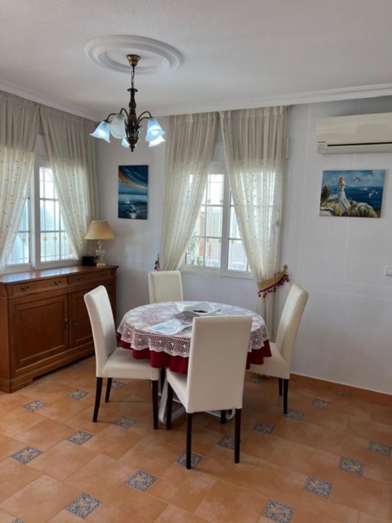 3 Cuarto Villa en venta