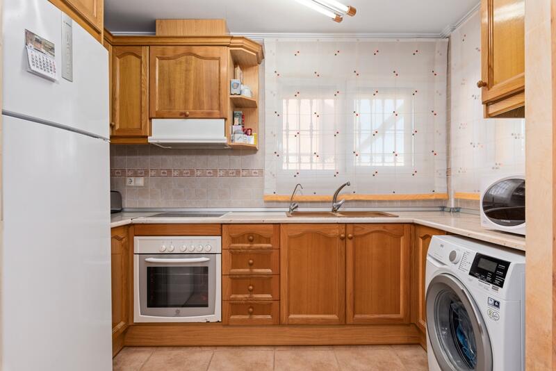 2 спальная комната городская тюрьма продается
