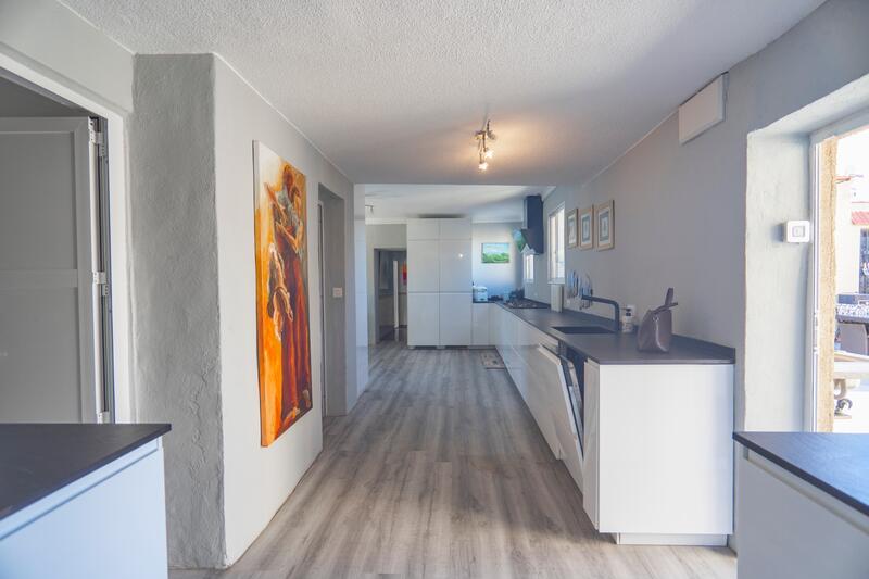 6 Schlafzimmer Landhaus zu verkaufen