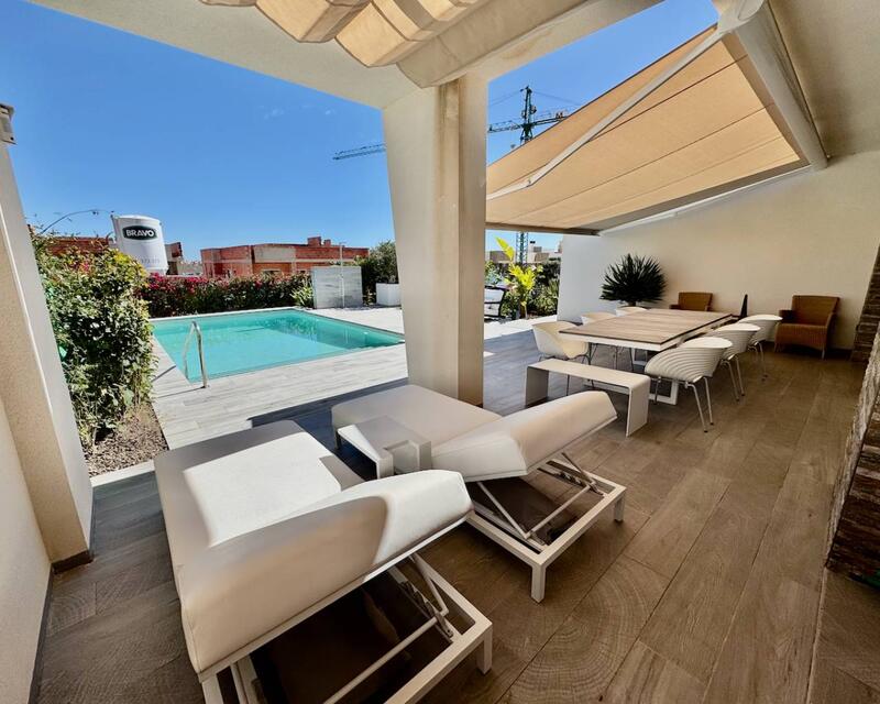 2 bedroom Villa for sale