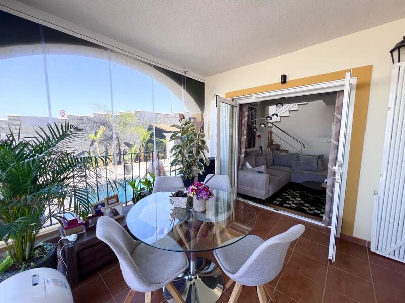 4 Cuarto Villa en venta