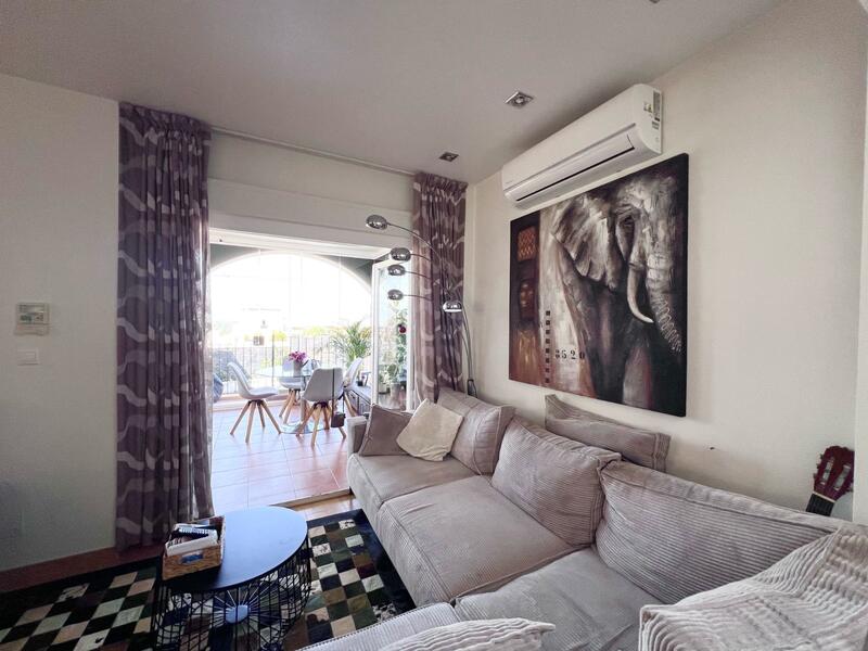 4 Cuarto Villa en venta