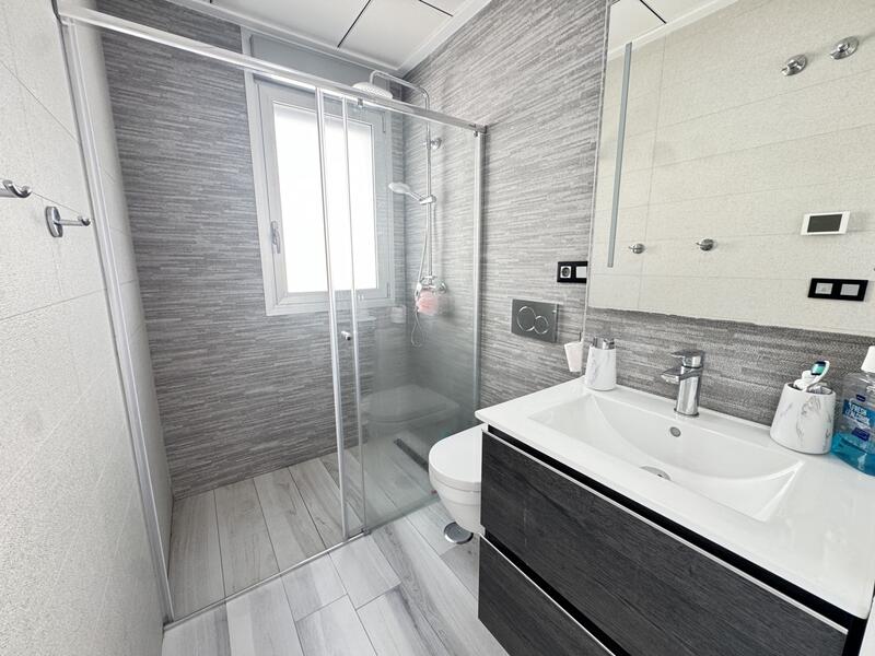 4 Schlafzimmer Villa zu verkaufen