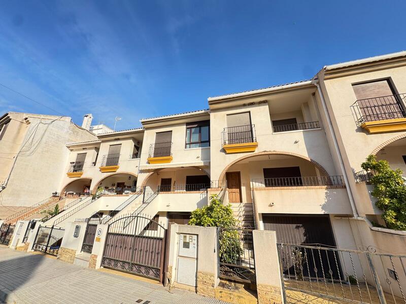 Townhouse for sale in San Miguel de Salinas, Alicante