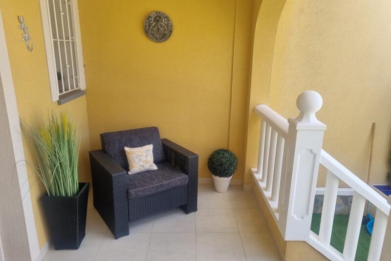 2 bedroom Townhouse for sale