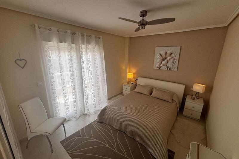 2 bedroom Townhouse for sale