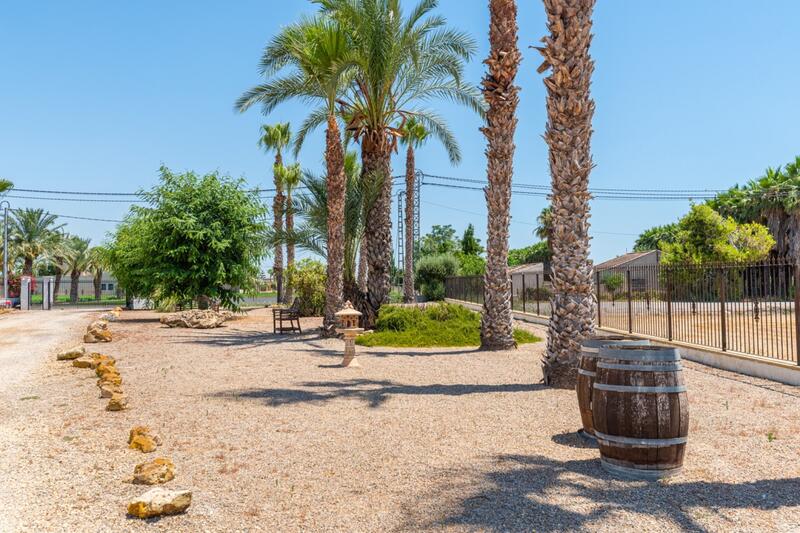 4 bedroom Country House for sale