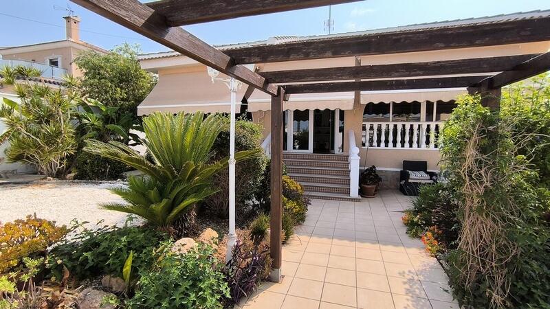 3 Cuarto Villa en venta